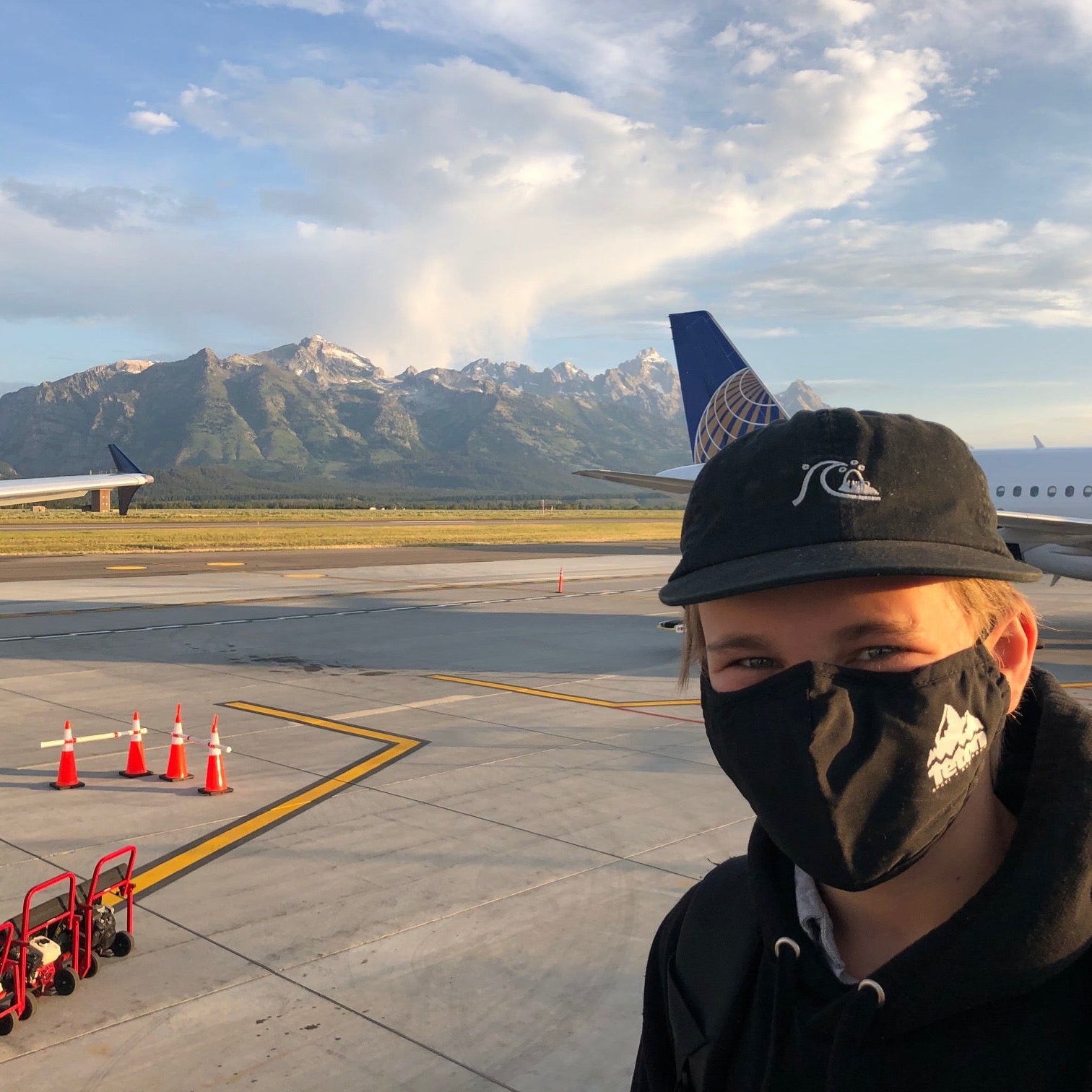 Grand Logo Mask - Teton Gravity Research